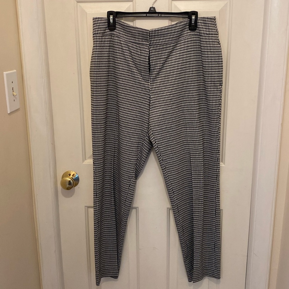 Women’s pants size 12